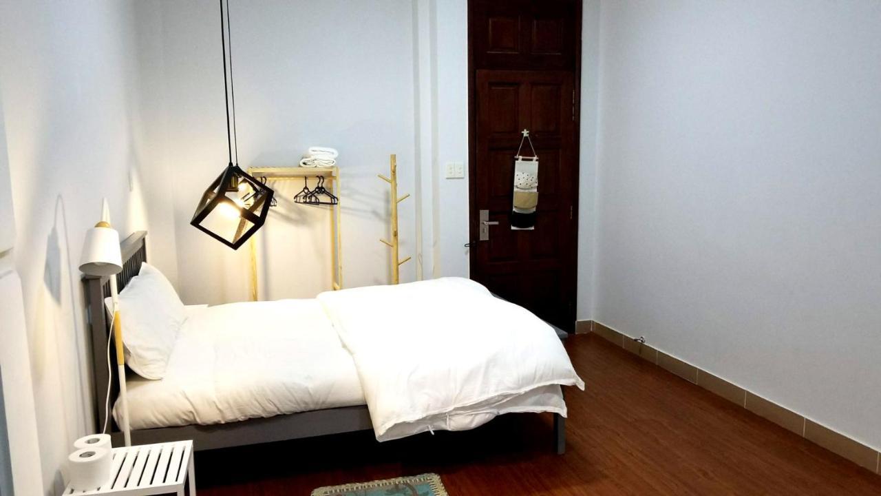 The Roost Hostel Ho Chi Minh City Exterior photo